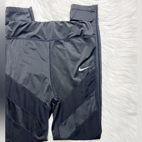 Nike Mesh Cut Out Full Length Leggings Black Size XS - Picture 1 of 6